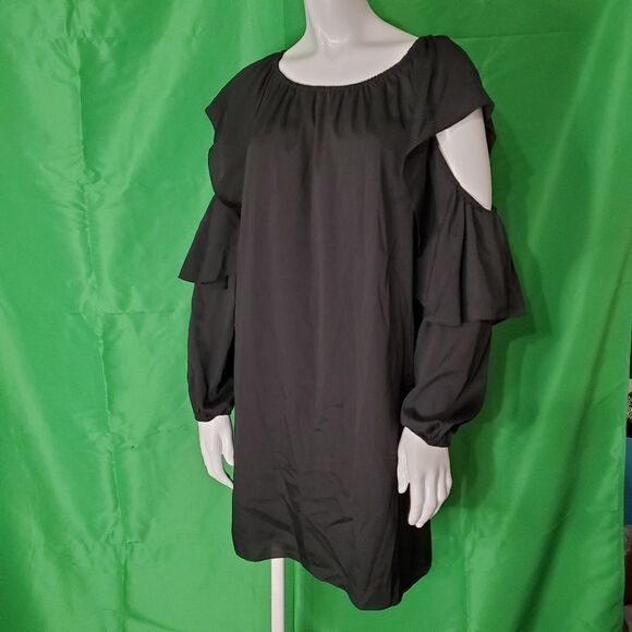 NWT Mika & Gali Black Cold Shoulder Dress - Picture 2 of 6